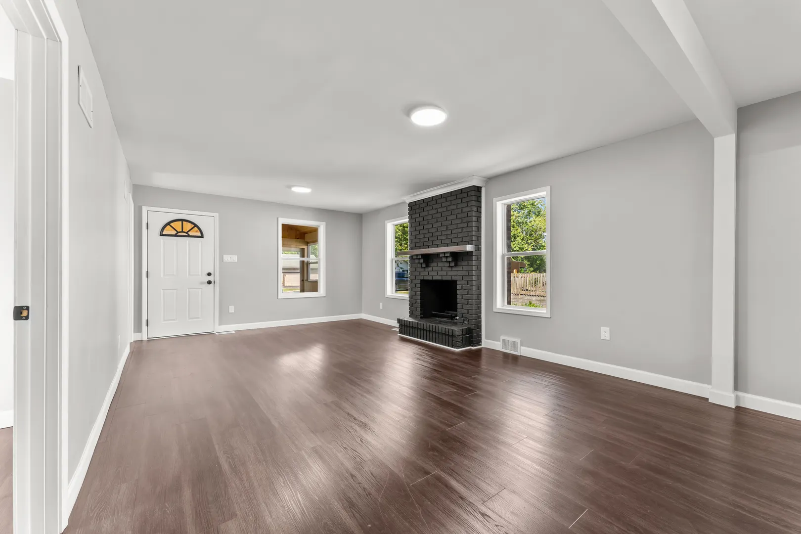 320 Glenwood Avenue IL