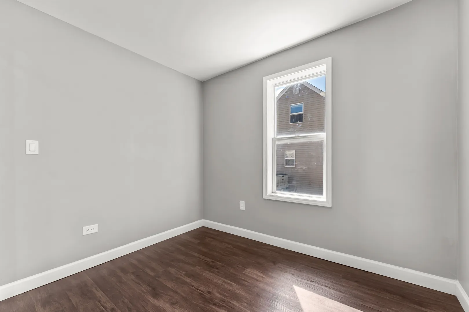 320 Glenwood Avenue IL