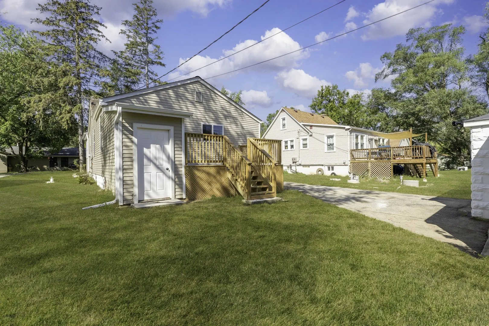 320 Glenwood Avenue IL