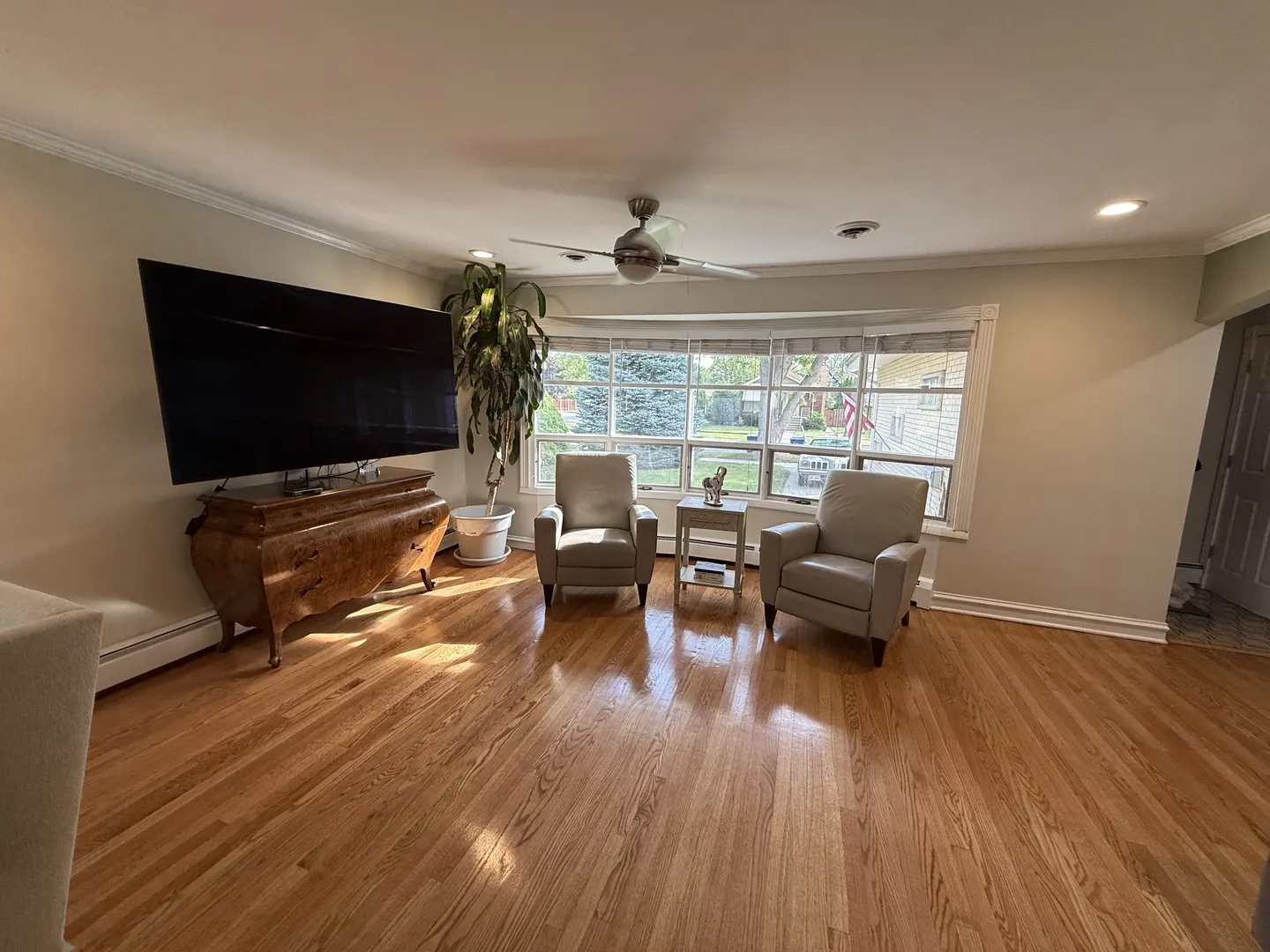 9204 S Sacramento Avenue IL