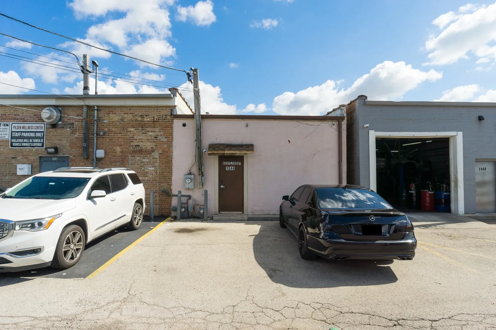 1544 N Mannheim Road IL