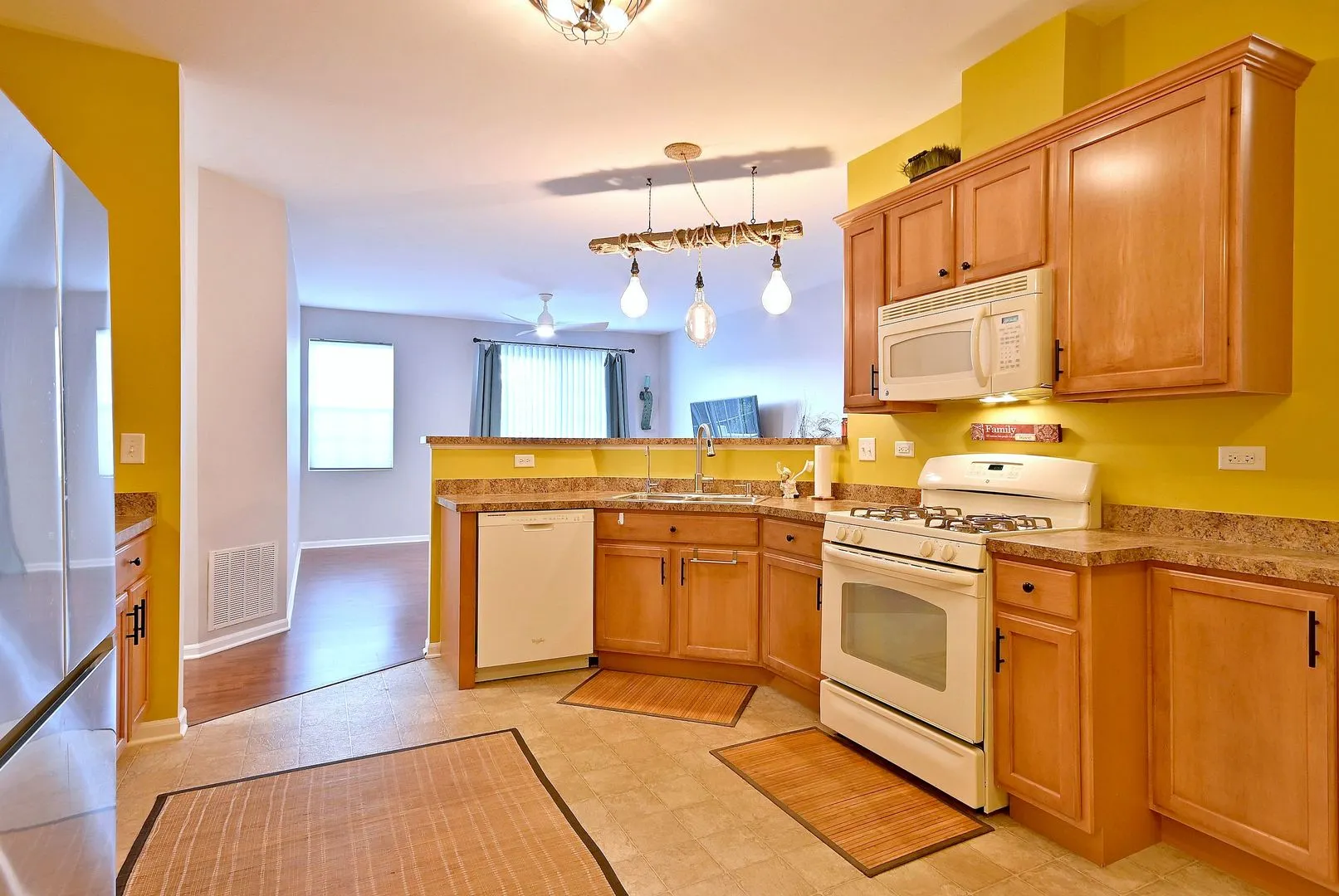 2215 CONCORD Drive 2215 IL