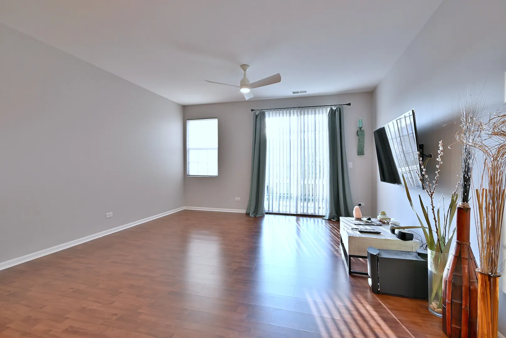 2215 CONCORD Drive 2215 IL