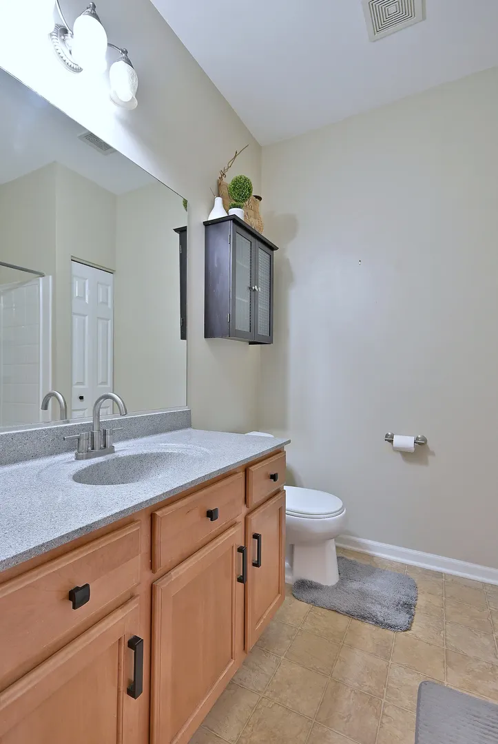 2215 CONCORD Drive 2215 IL