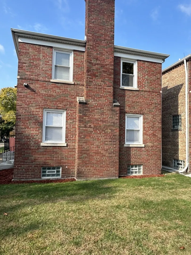 8458 S Vernon Avenue IL