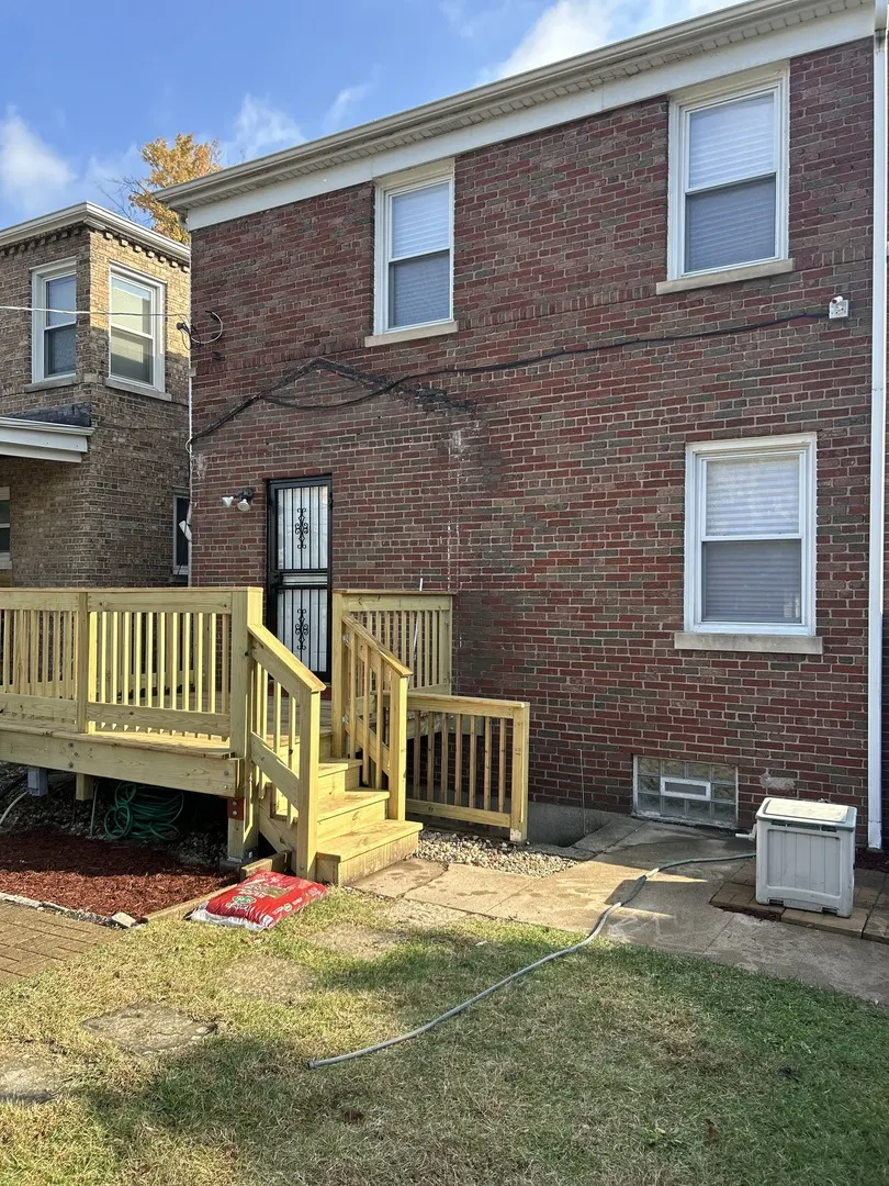 8458 S Vernon Avenue IL