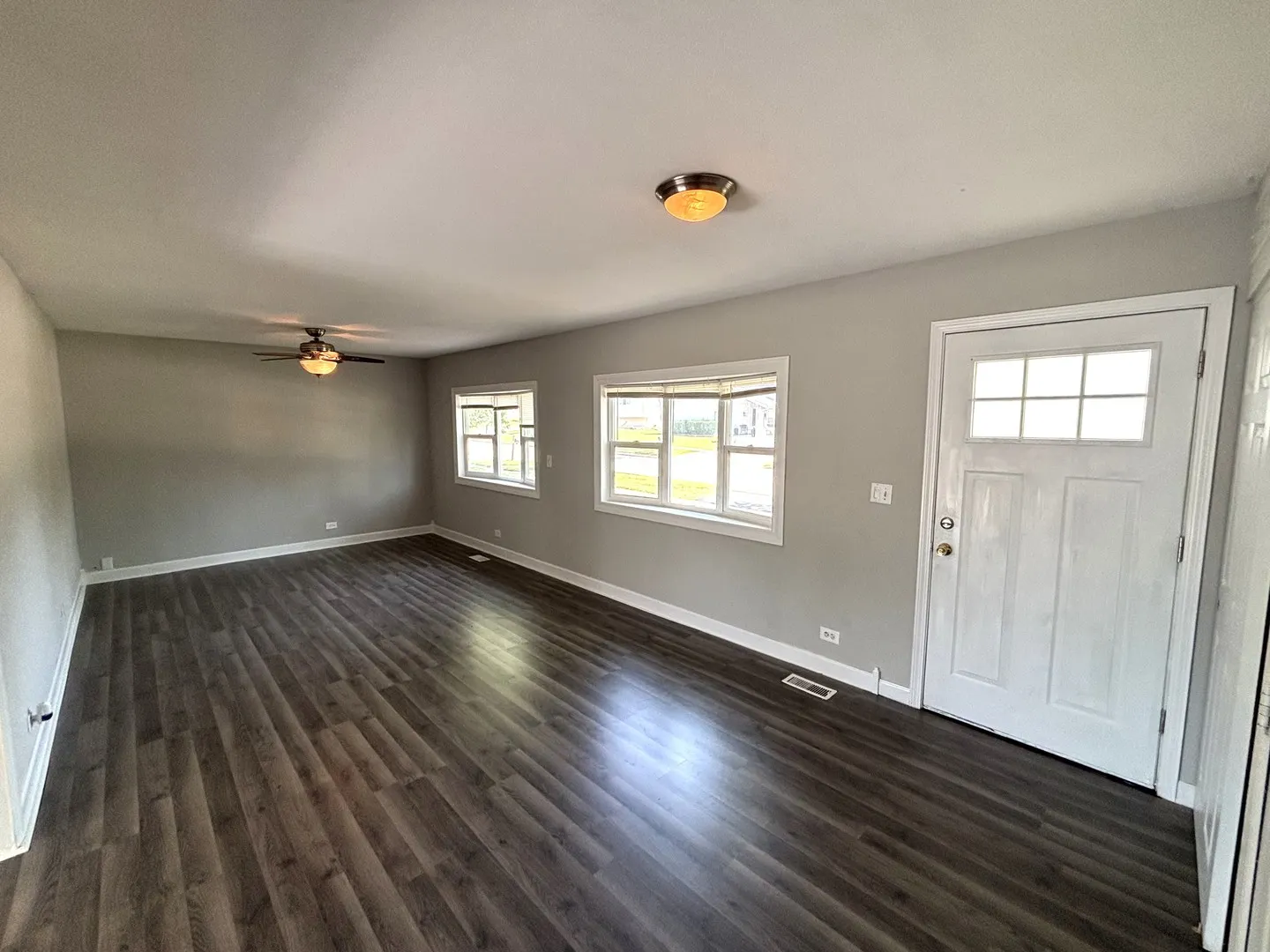5324 W Cinema Drive IL