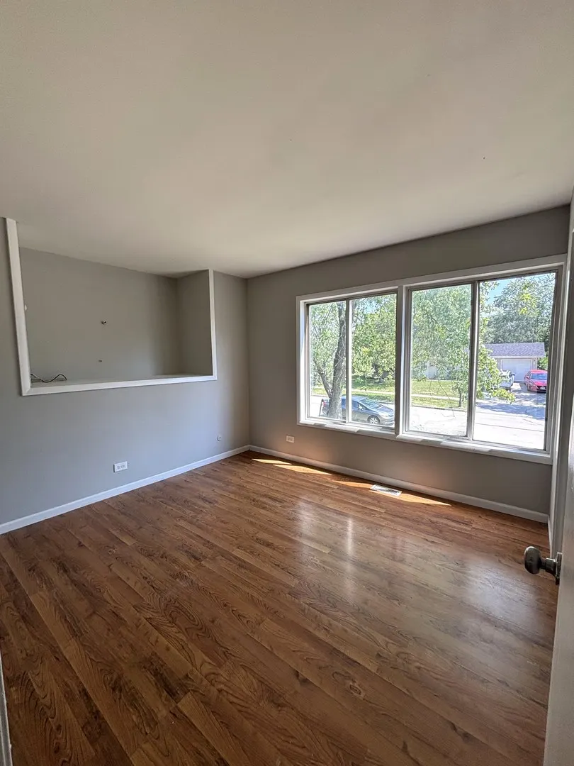 5324 W Cinema Drive IL