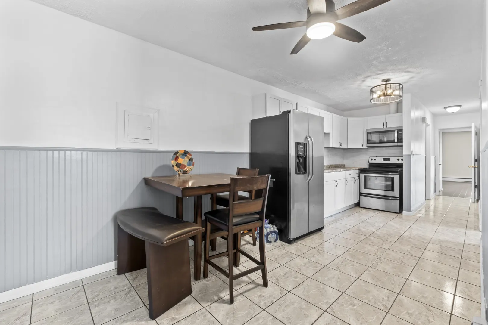 3243 S 49th Avenue 301 IL
