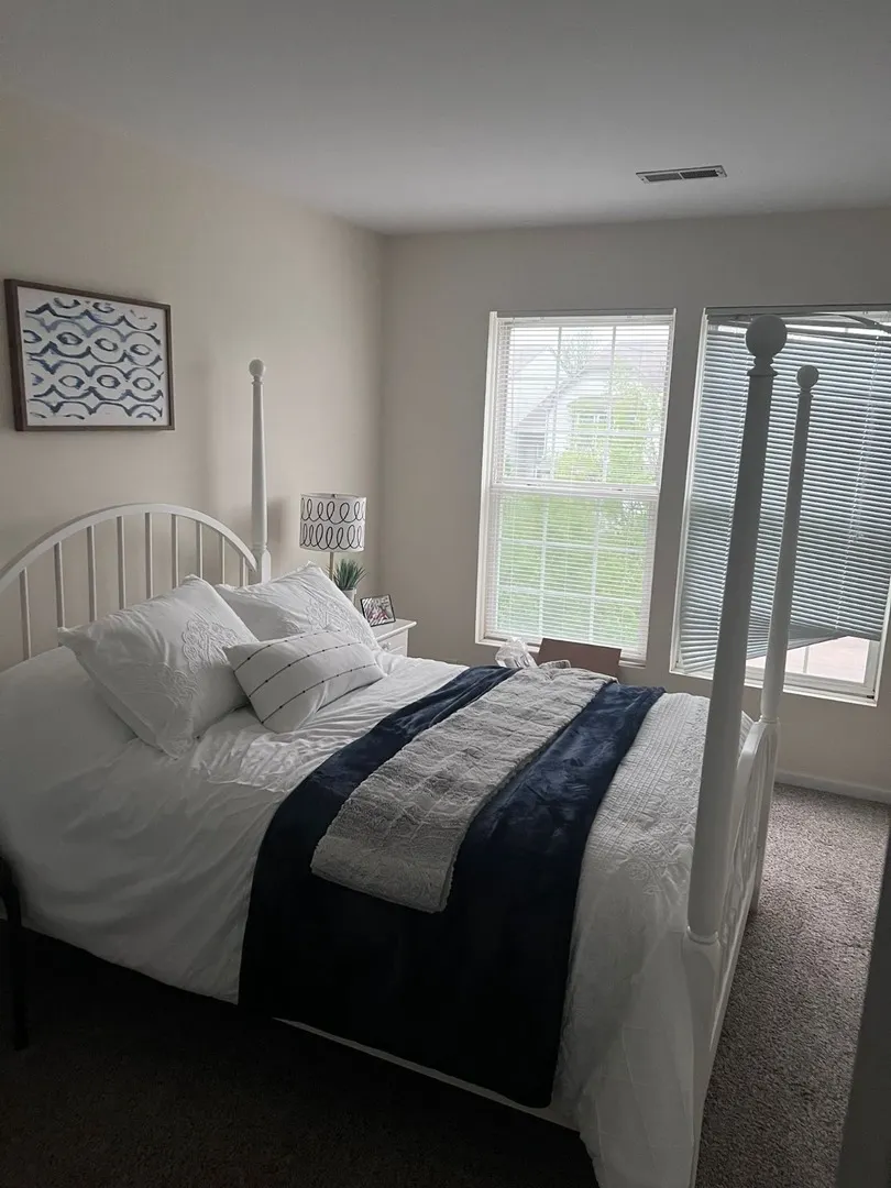 3106 BROMLEY Lane IL