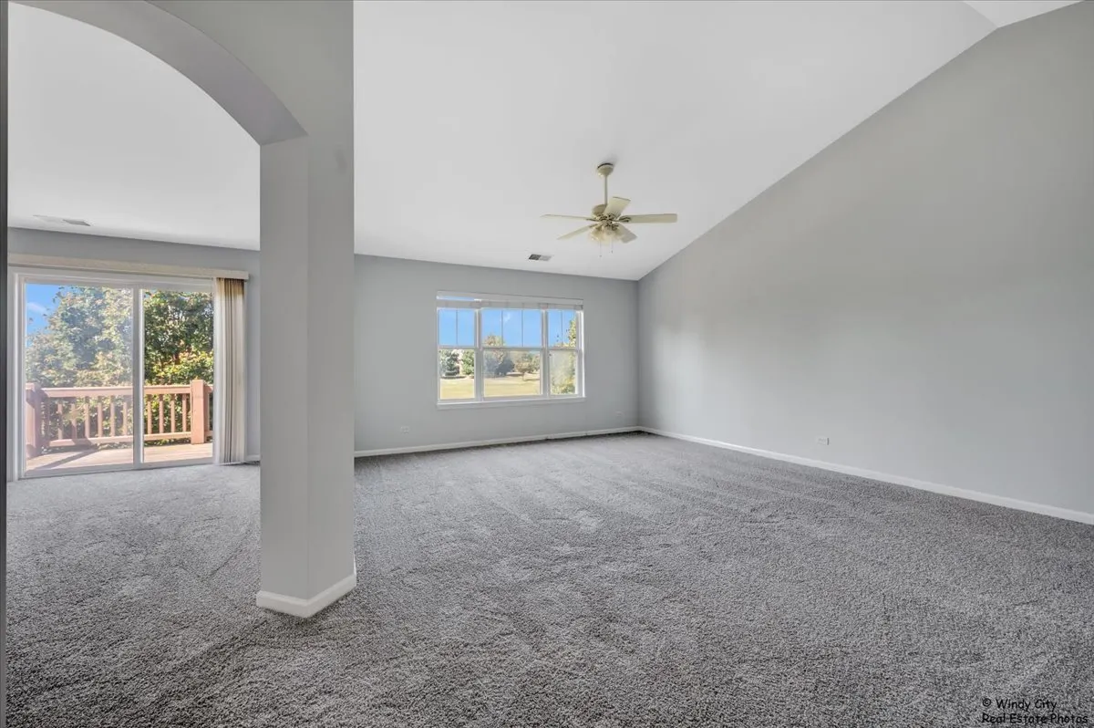 1848 N Crenshaw Circle 1848 IL