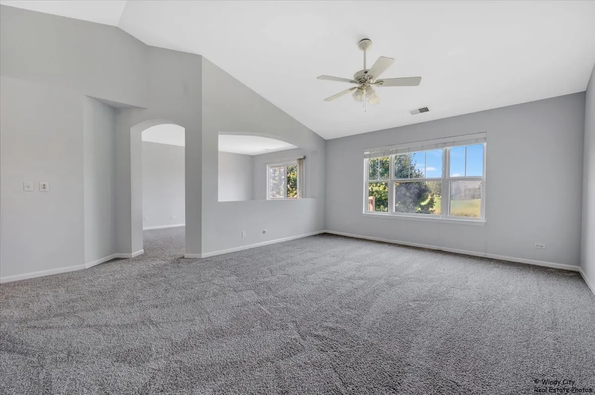 1848 N Crenshaw Circle 1848 IL