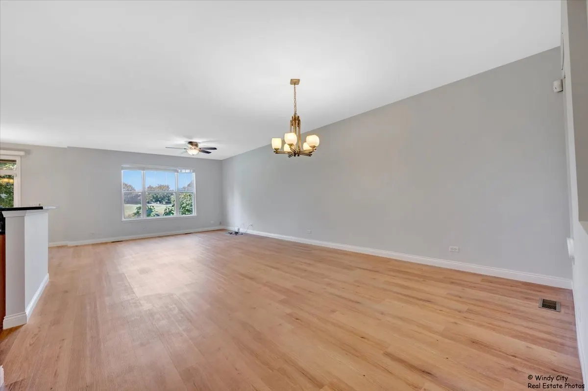 1848 N Crenshaw Circle 1848 IL