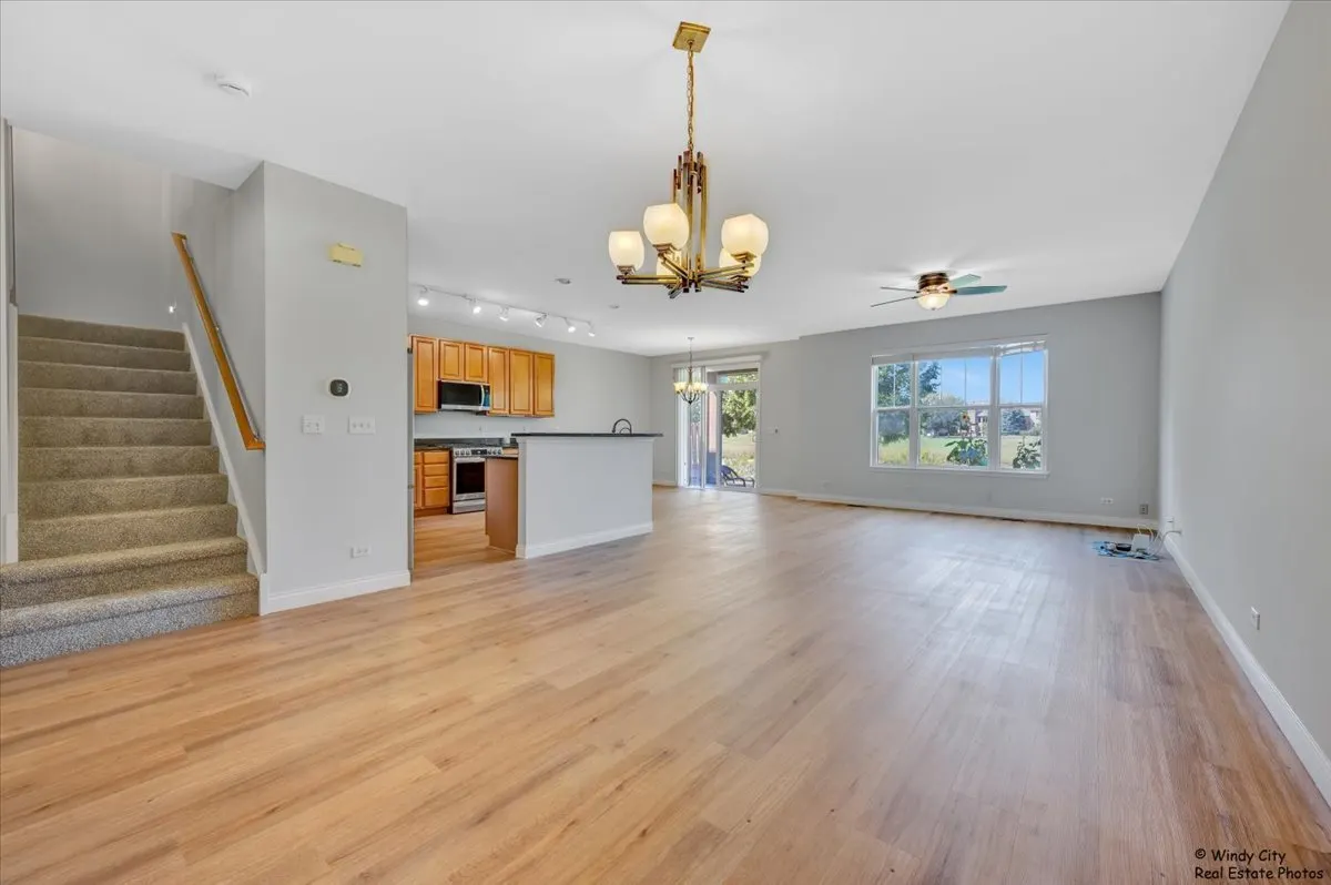 1848 N Crenshaw Circle 1848 IL