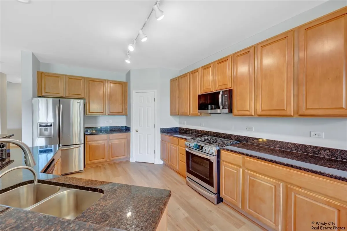 1848 N Crenshaw Circle 1848 IL