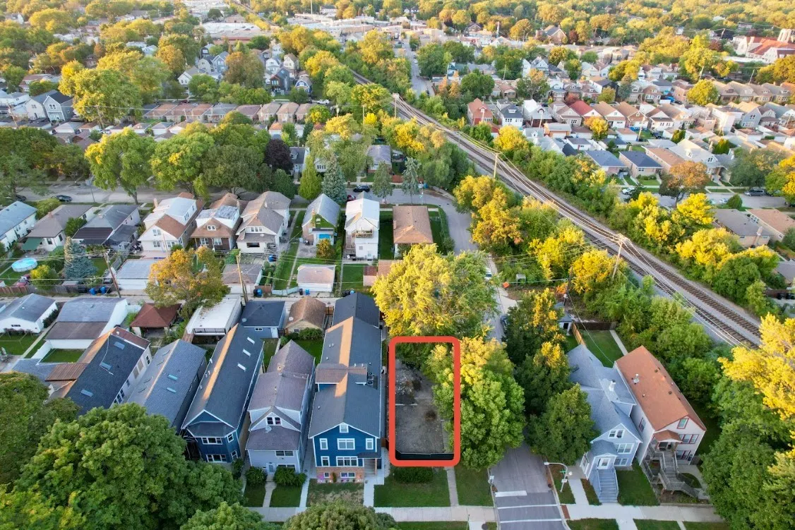 5000 W Argyle Street IL