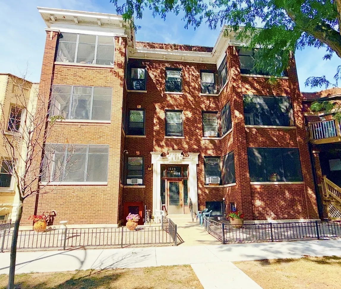 1626 W Rascher Avenue 1E IL