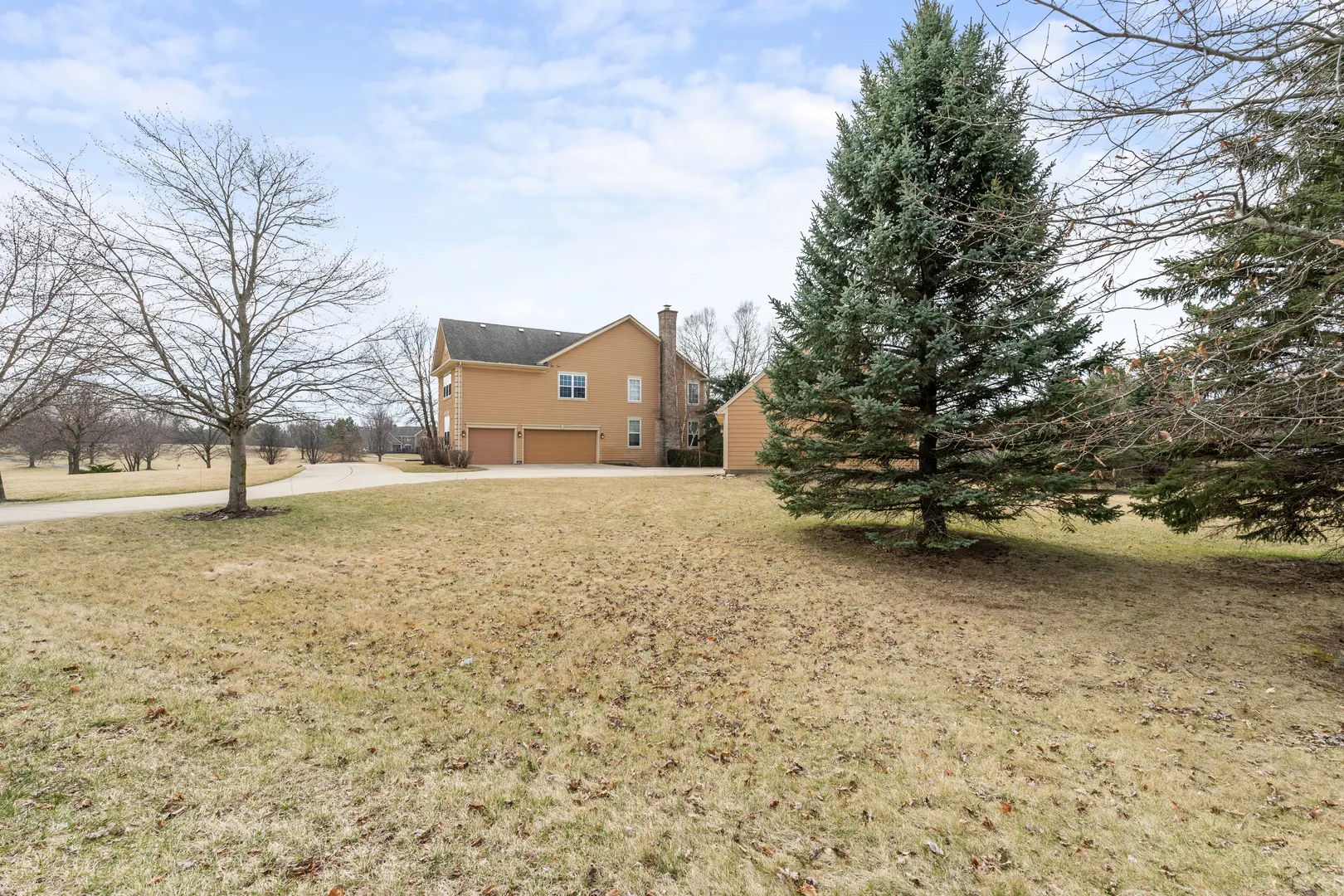 809 Magnuson Court IL
