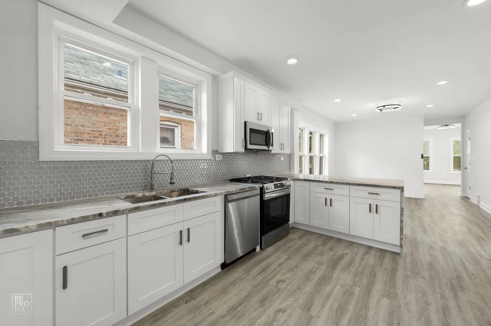 1715 W 91st Place IL