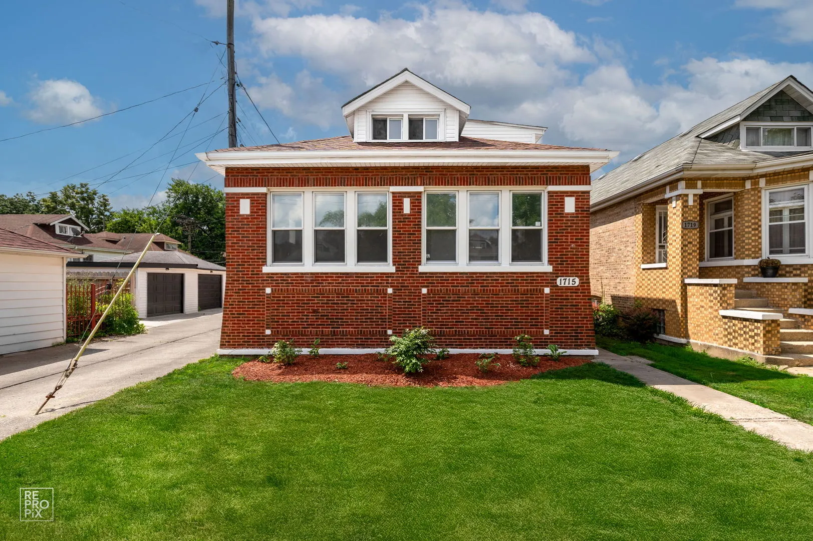 1715 W 91st Place IL