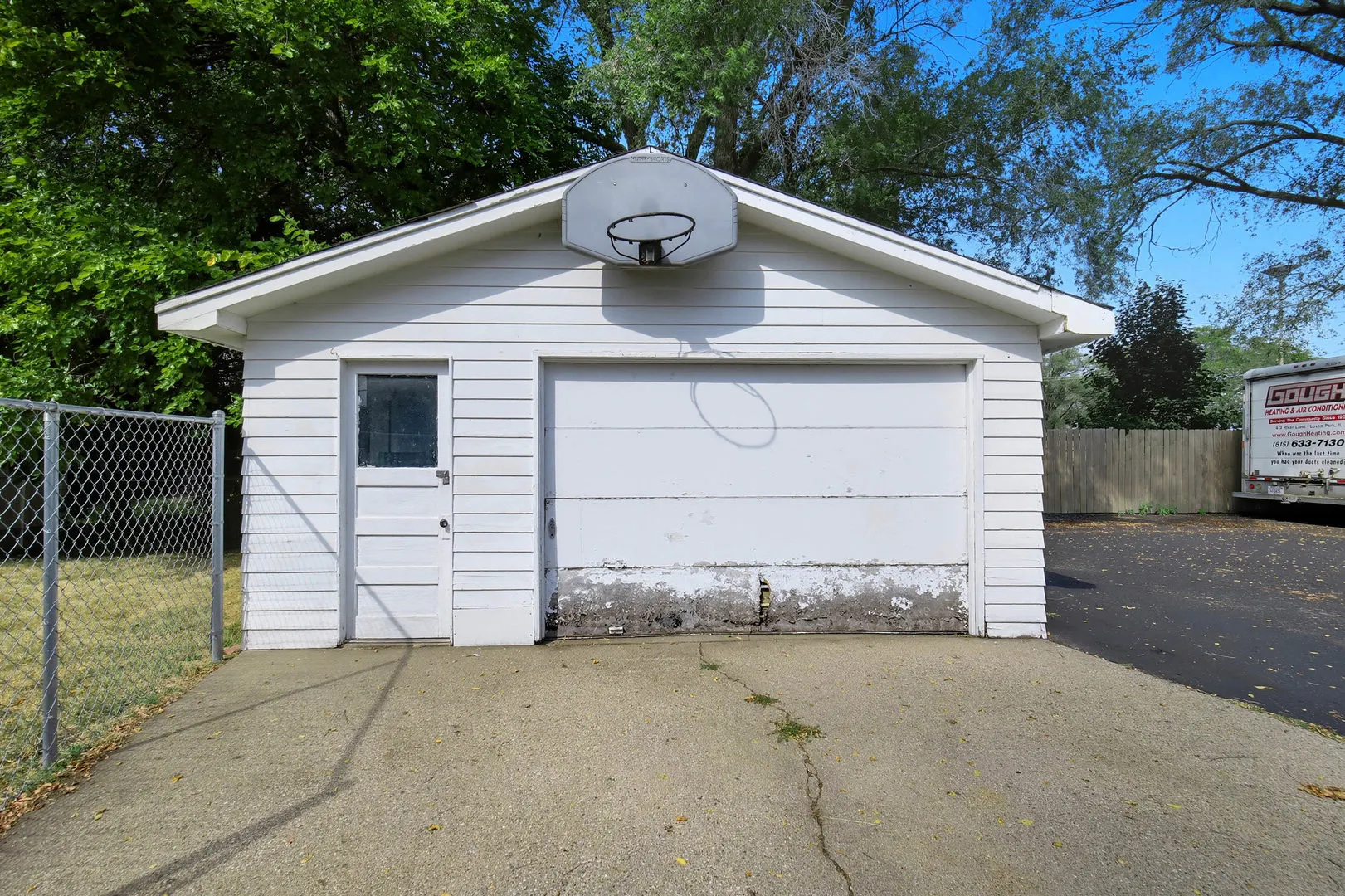 408 River Lane IL