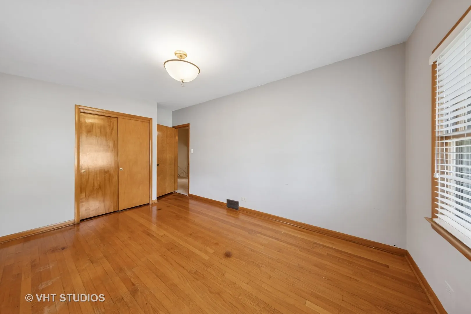 506 S Charleton Street IL