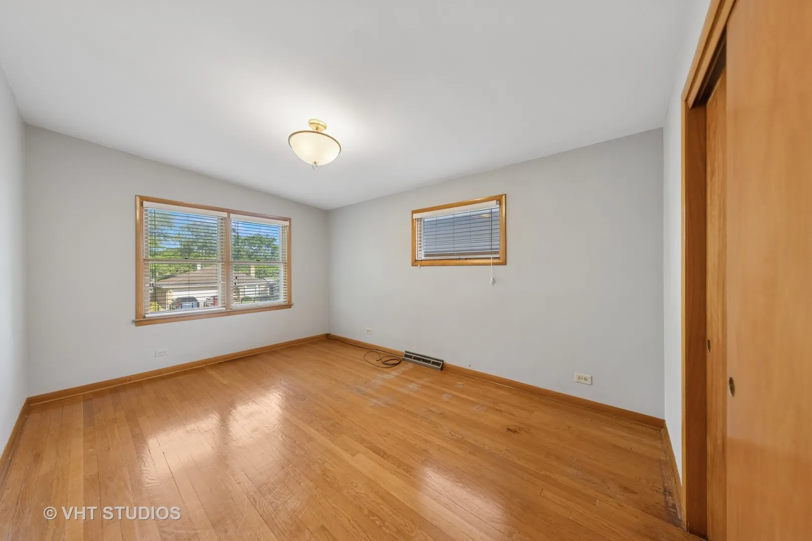 506 S Charleton Street IL
