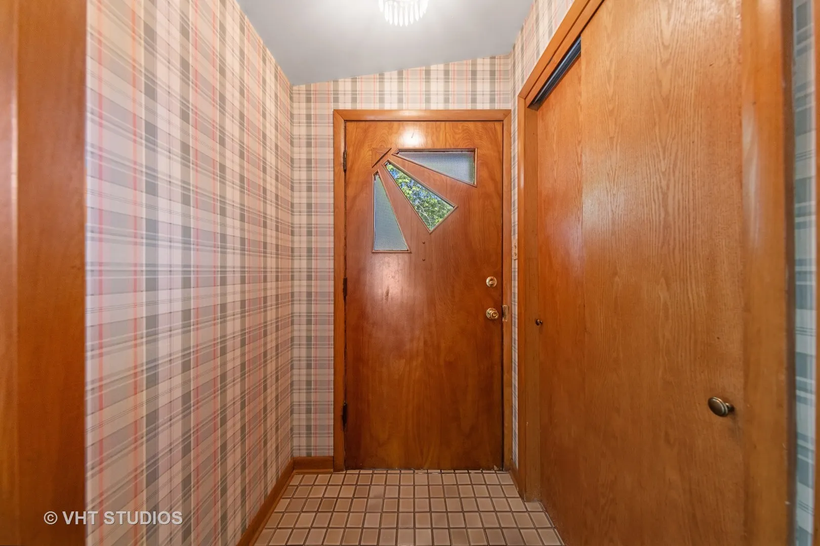 506 S Charleton Street IL