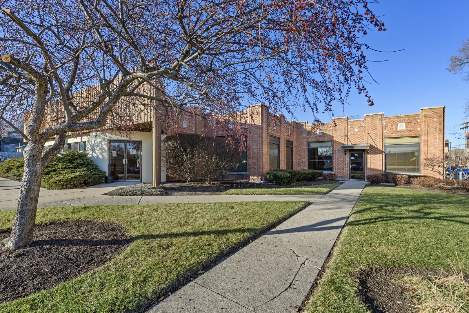 407 W Jefferson Street IL