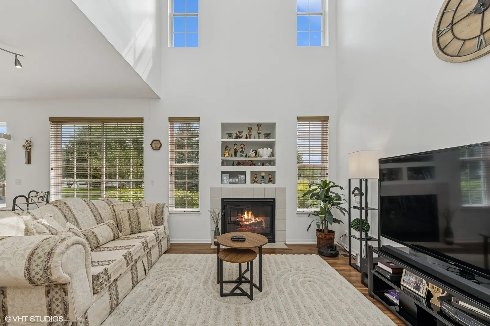 2226 Pembridge Drive 2226 IL