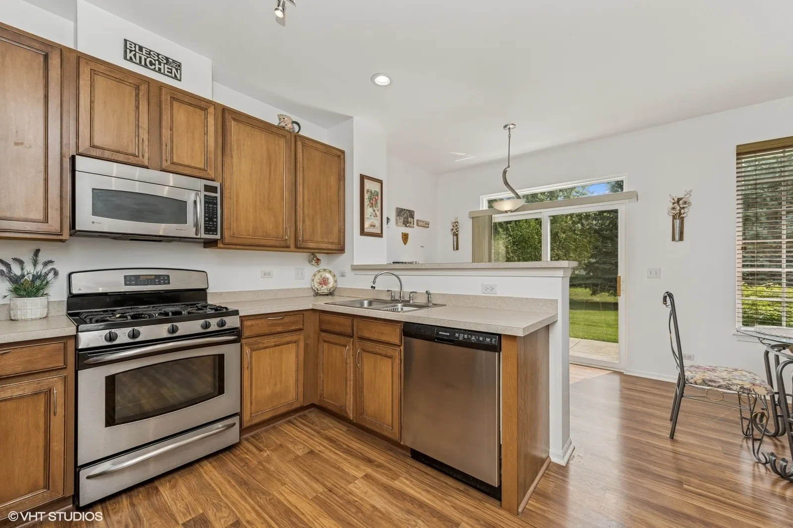 2226 Pembridge Drive 2226 IL