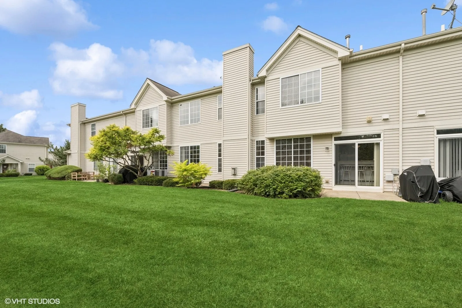 2226 Pembridge Drive 2226 IL