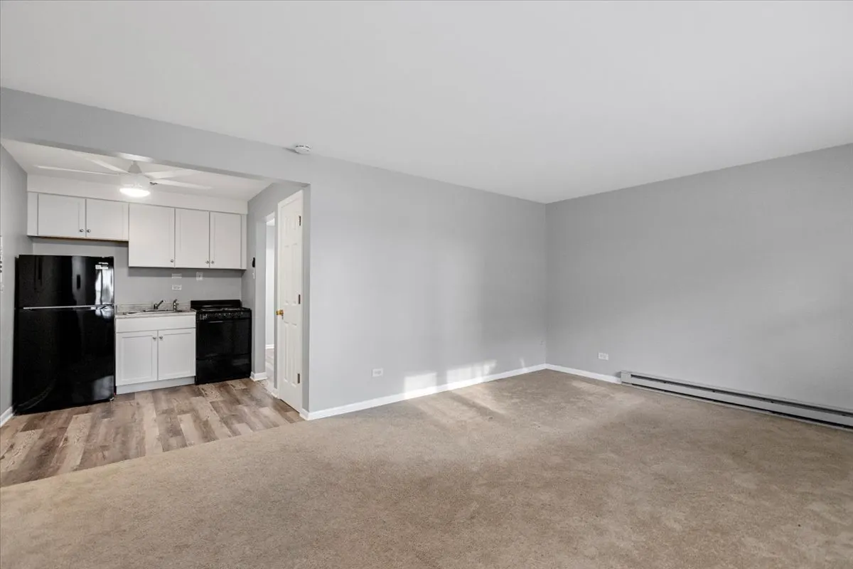 6212 W 64th Place 203 IL