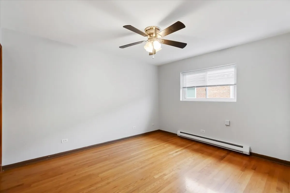6212 W 64th Place 203 IL