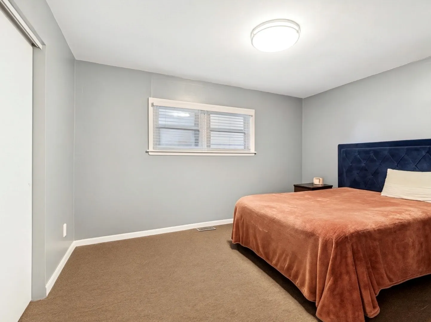 5923 W Irving Park Road IL