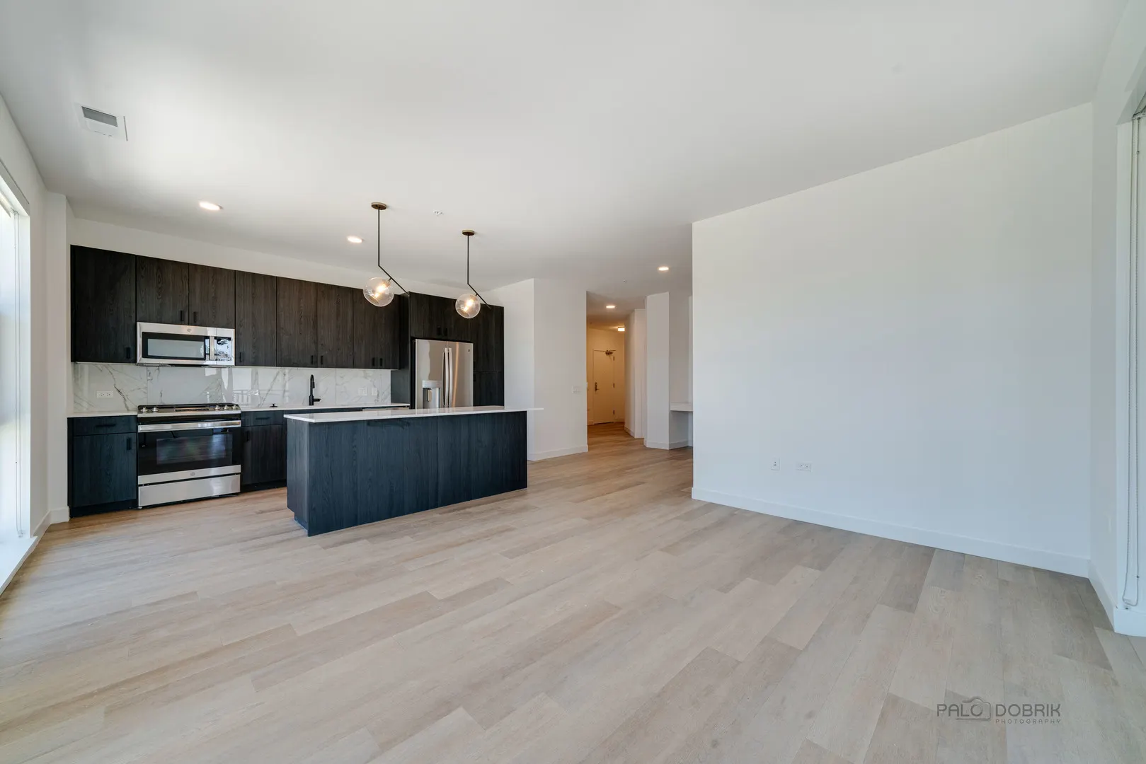 750 Hawthorn Row 3208 IL