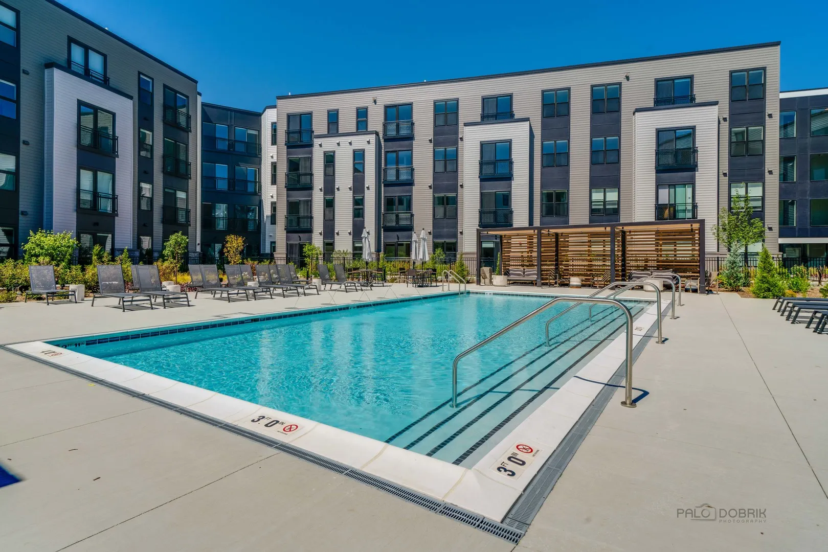 750 Hawthorn Row 1115 IL
