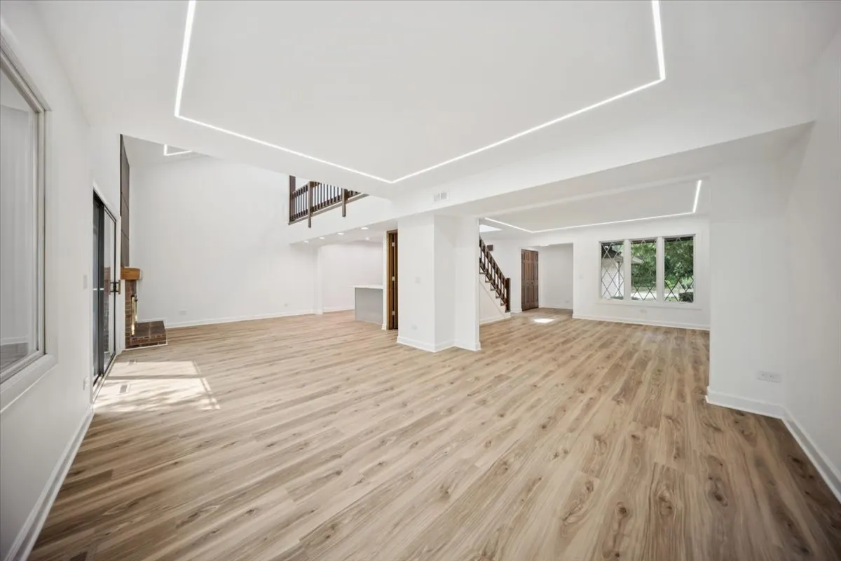 567 Cress Creek Lane IL