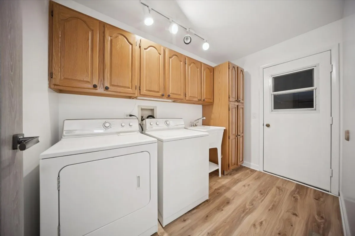 567 Cress Creek Lane IL
