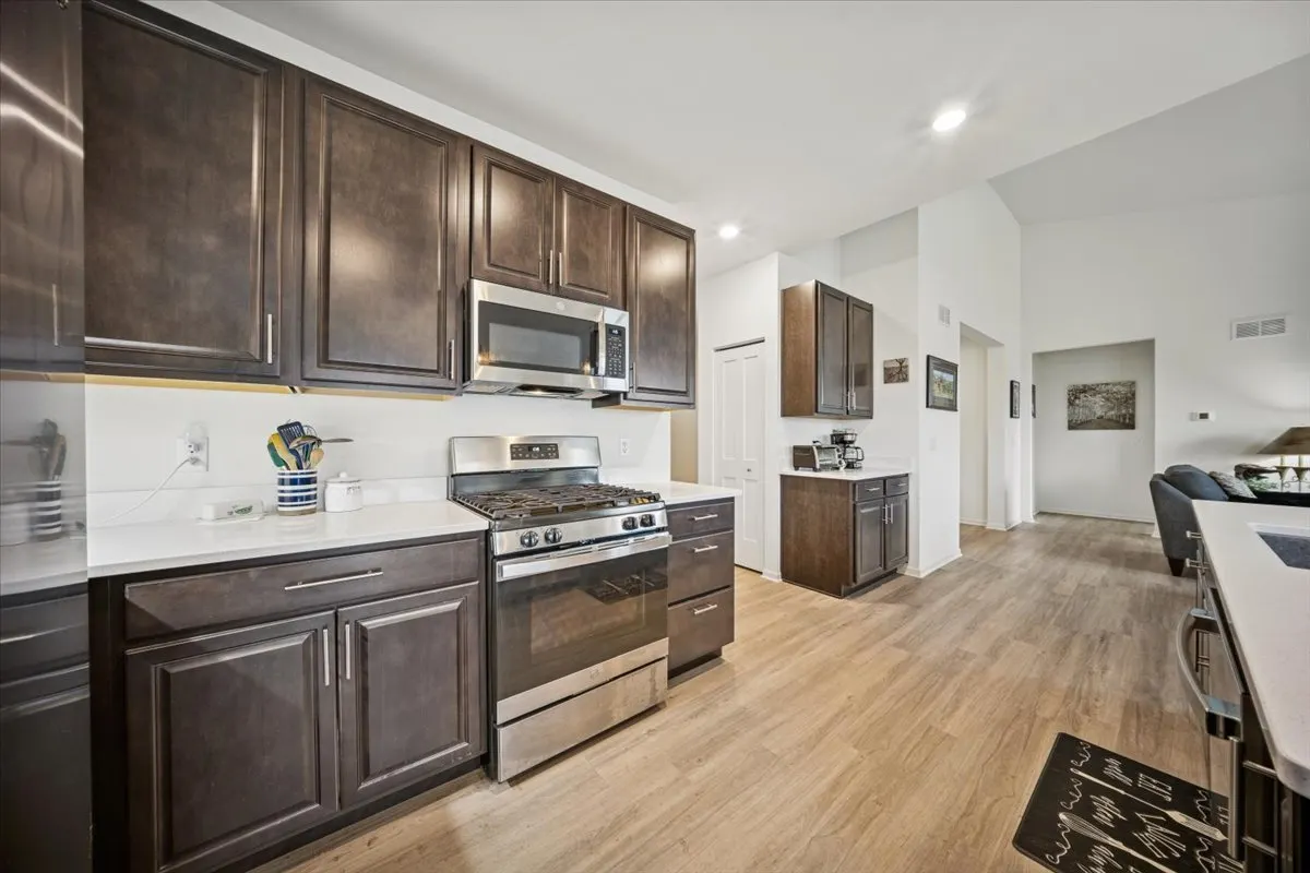 4704 Fox Trail Court IL