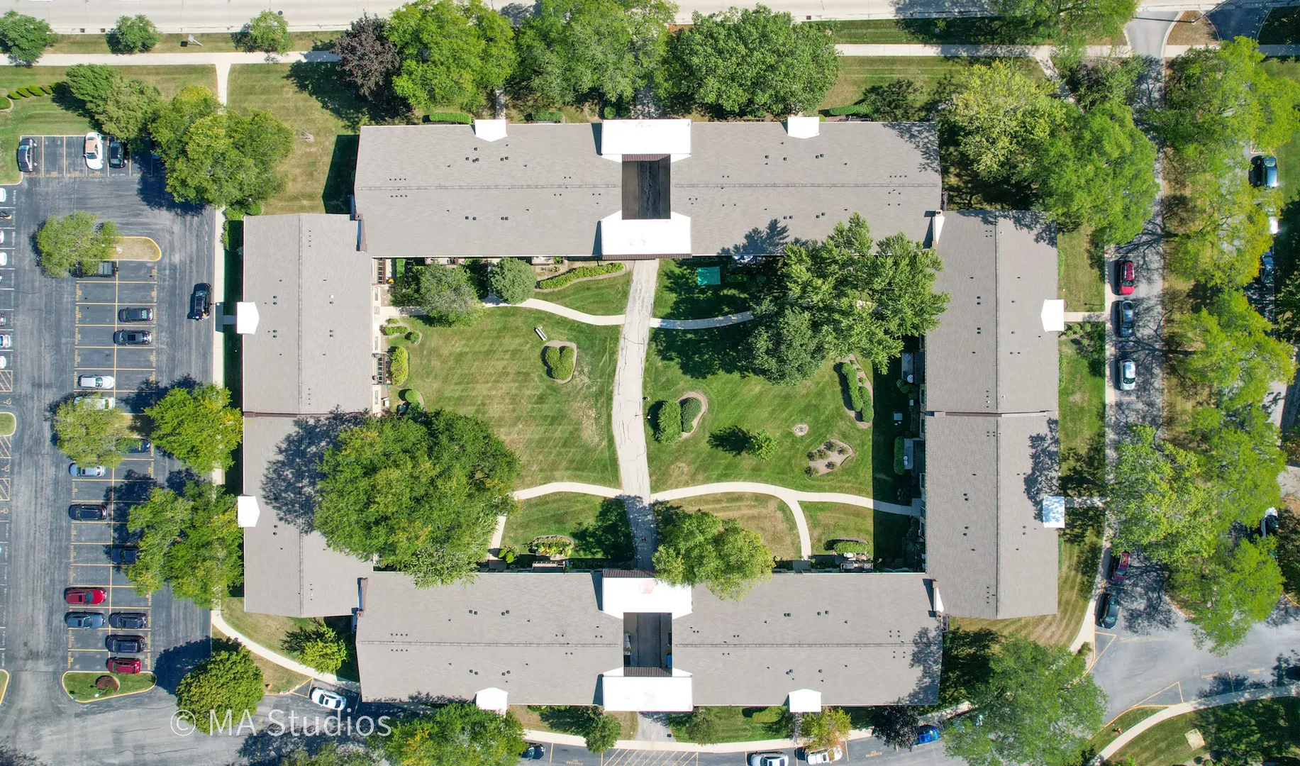 2632 N Windsor Drive 104 IL