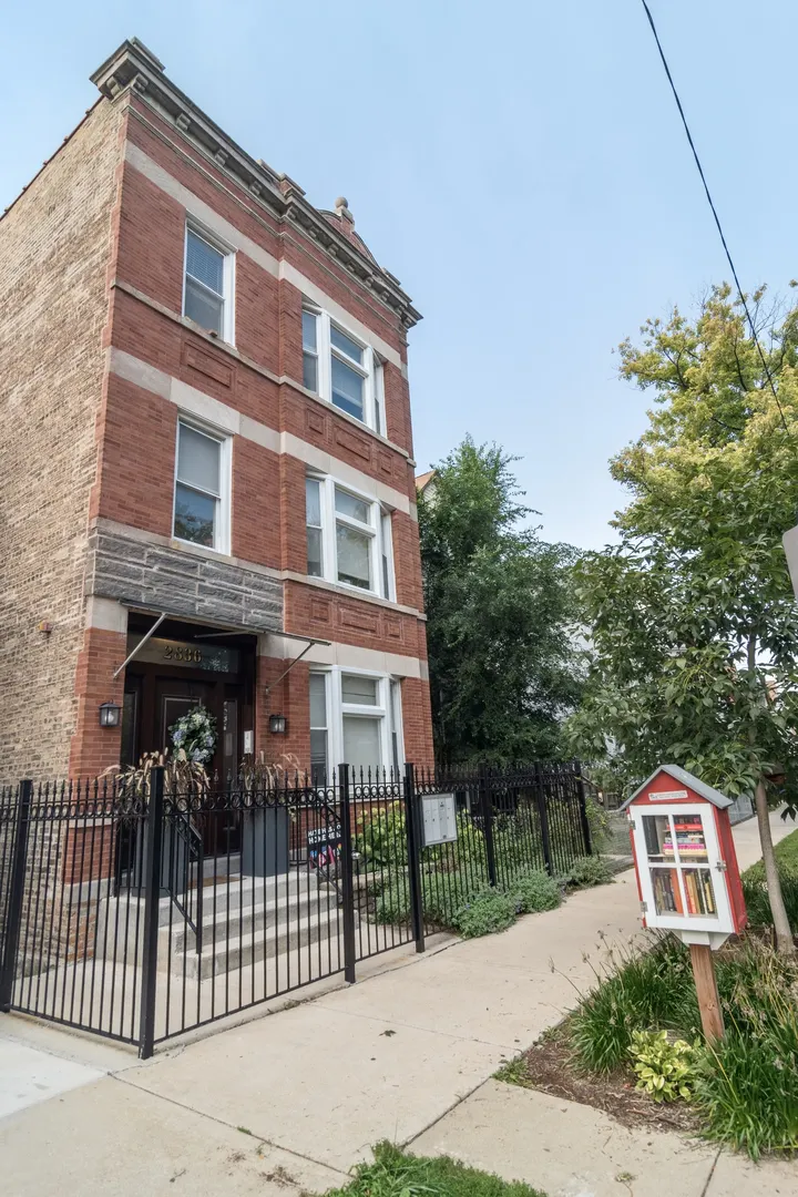 2836 N Drake Avenue IL