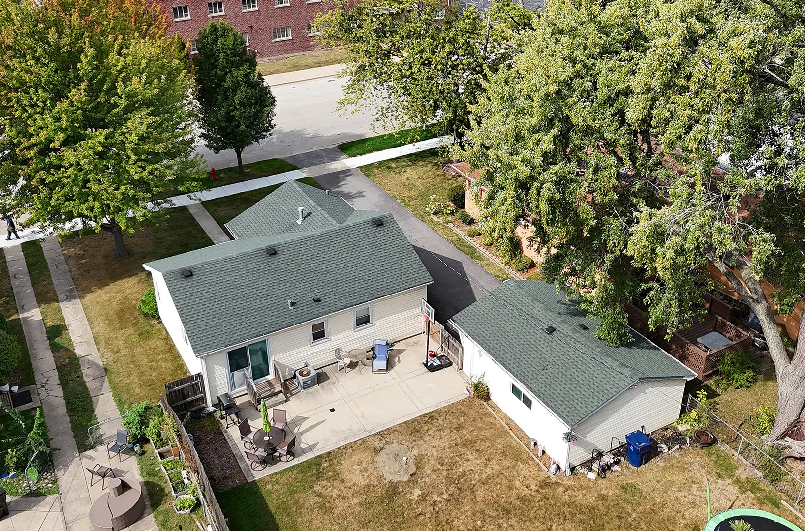 10825 Oxford Avenue IL