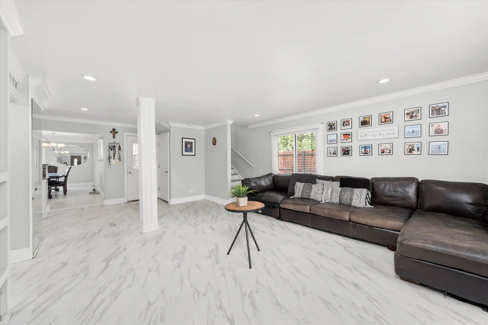 6315 W 83rd Place IL