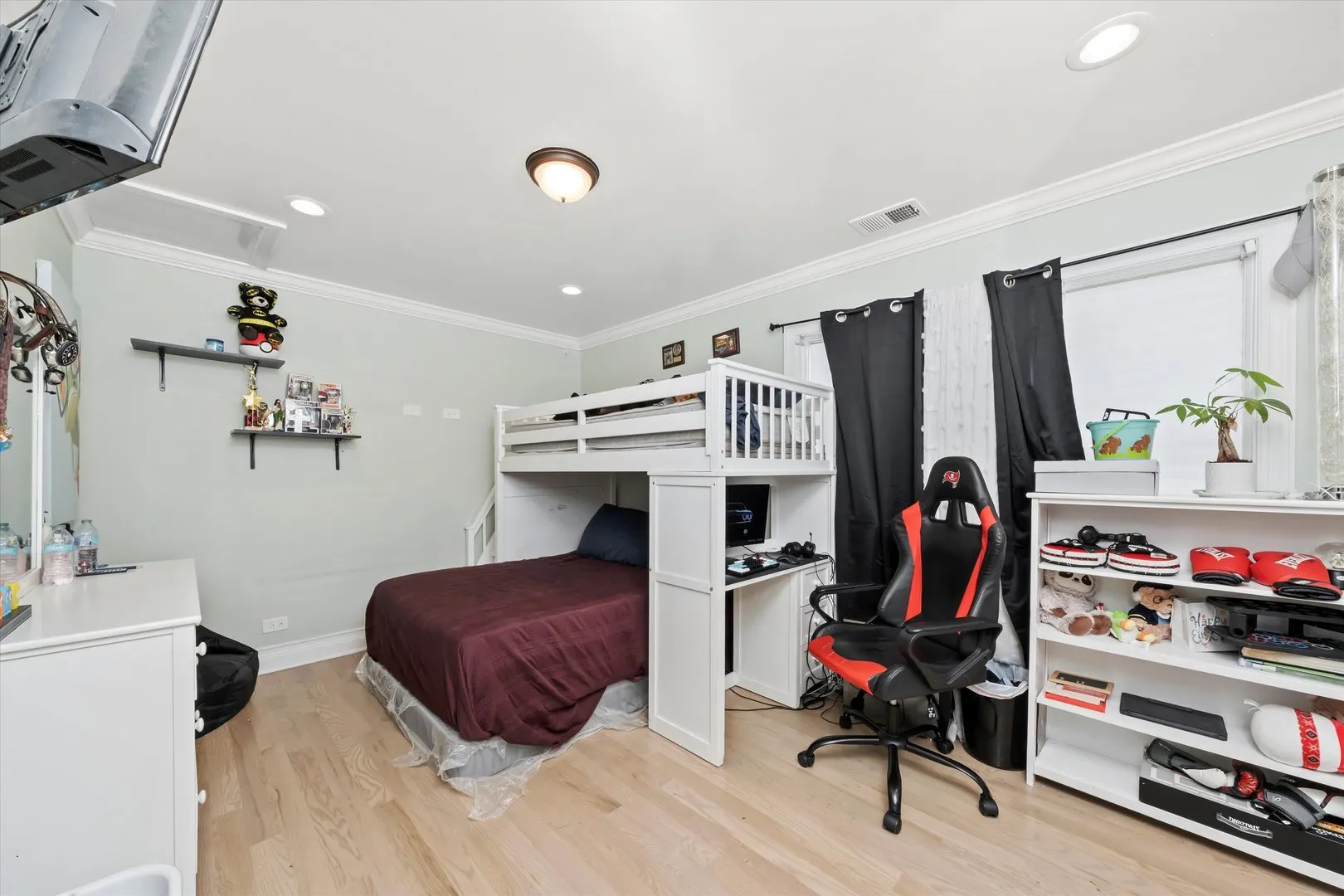 6315 W 83rd Place IL