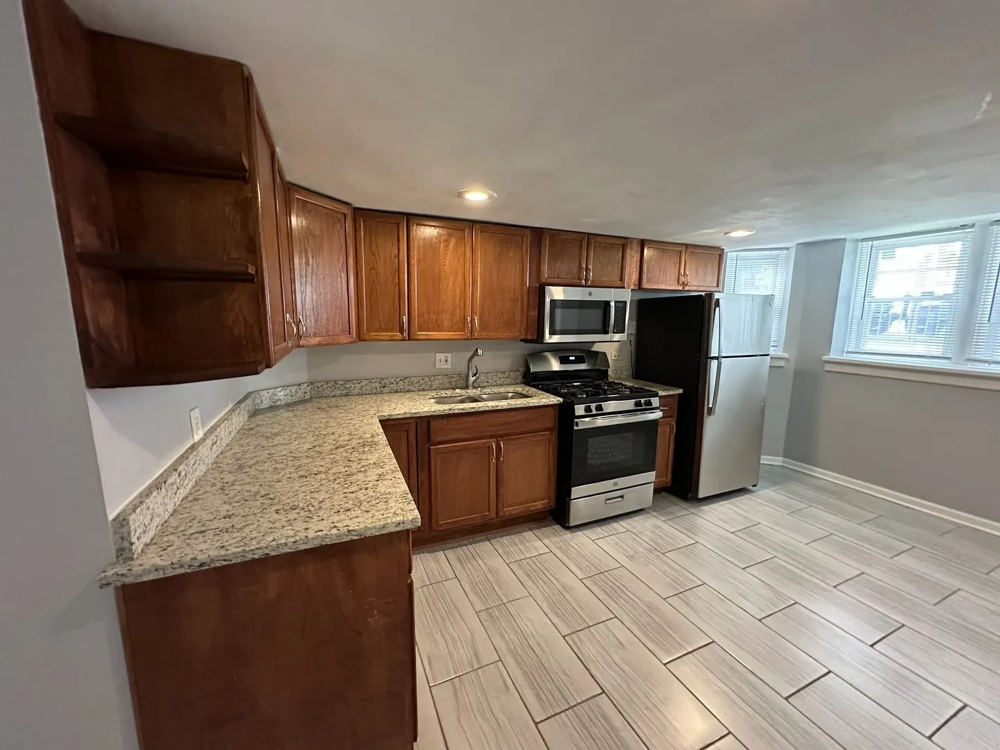 2815 N Albany Avenue GARDEN IL