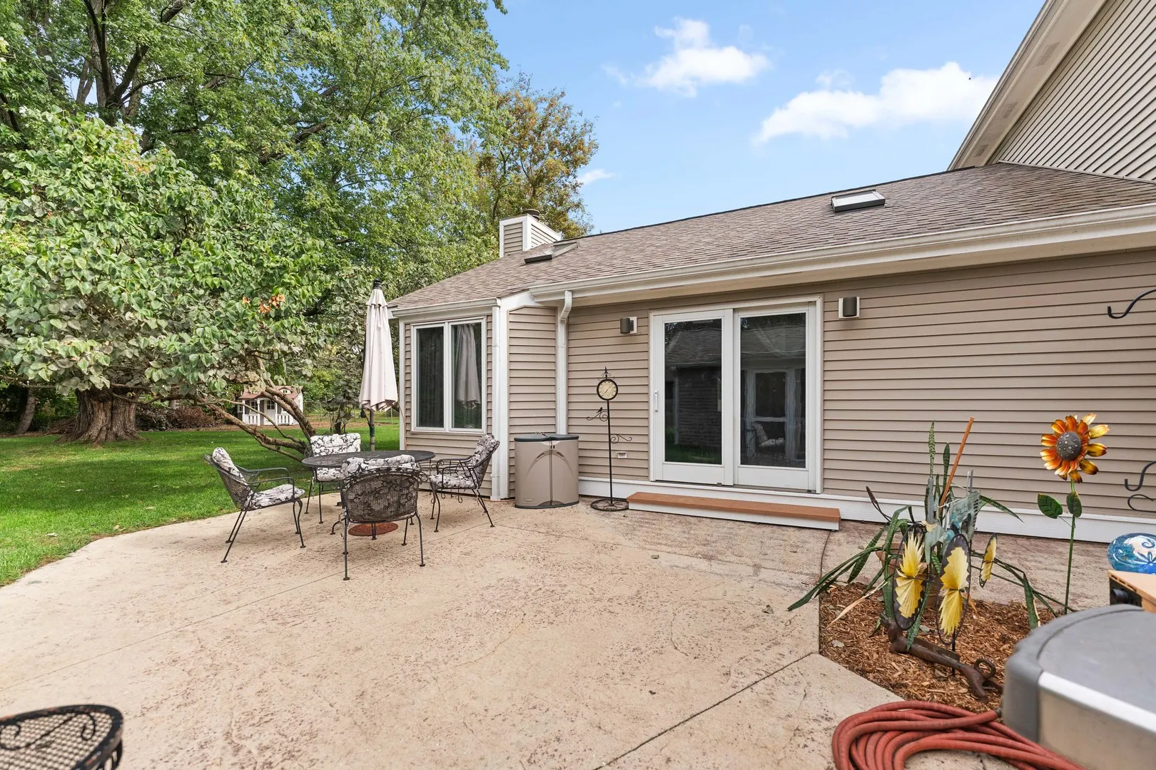 23W620 Walnut Street IL