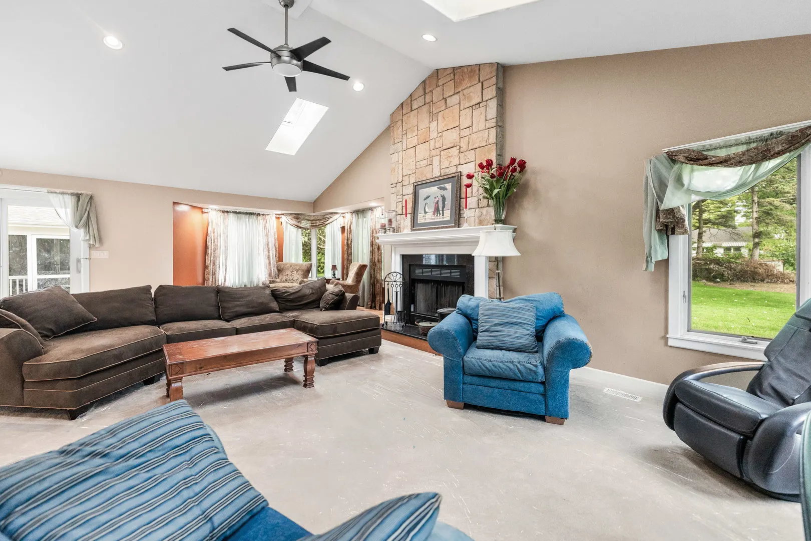 23W620 Walnut Street IL
