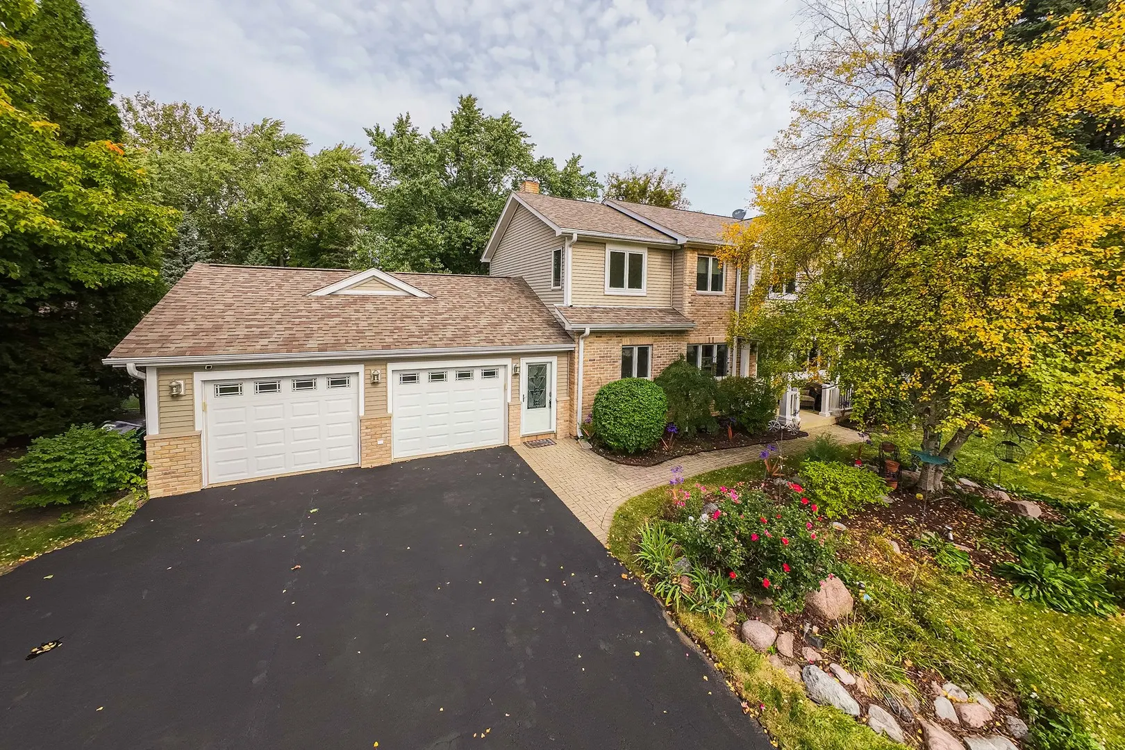 23W620 Walnut Street IL
