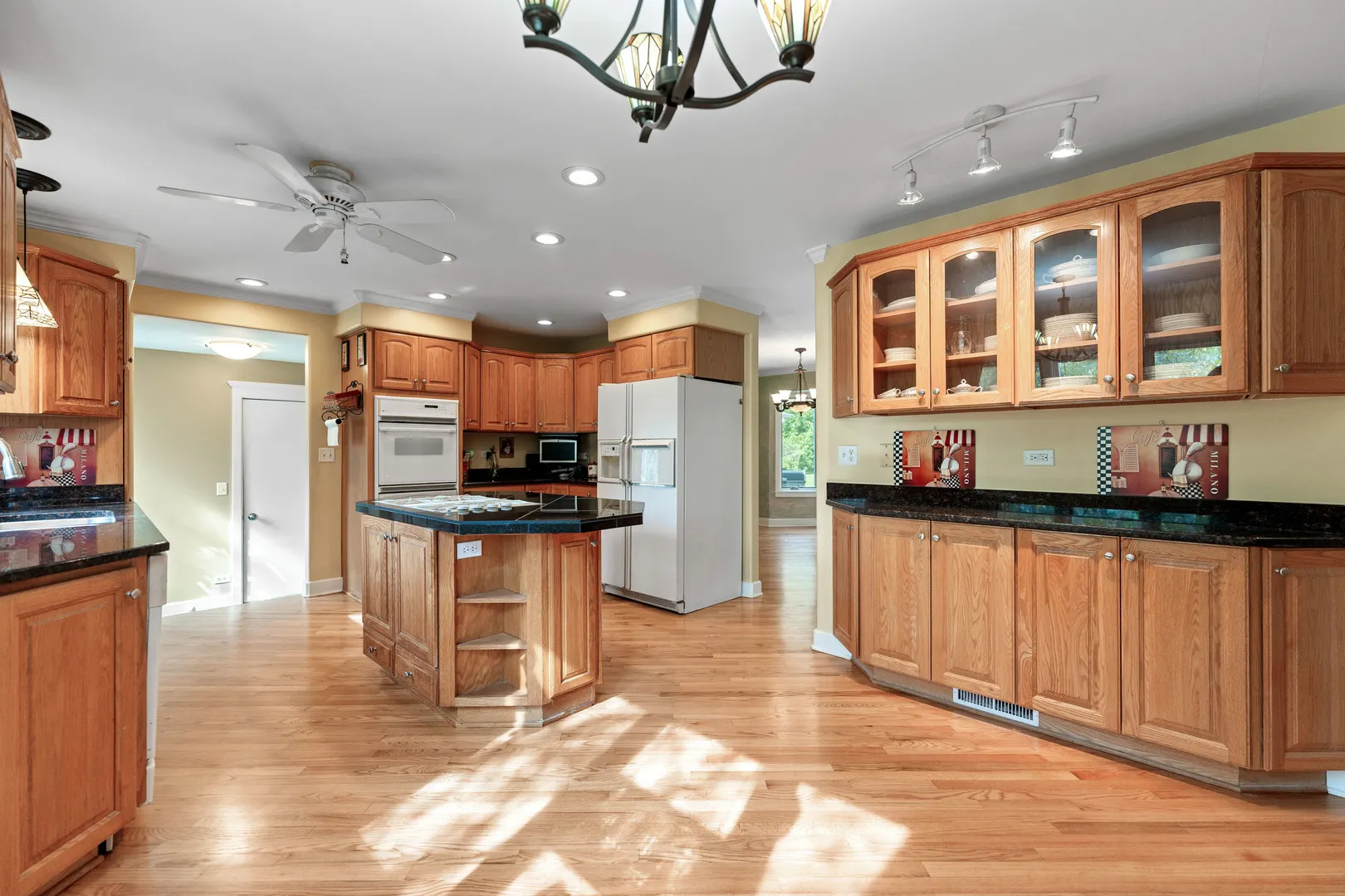 23W620 Walnut Street IL